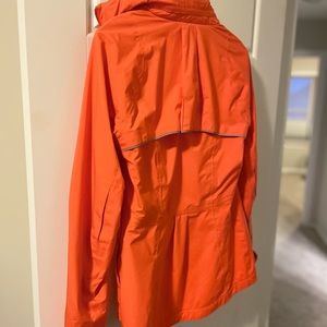 Lululemon Run: In The Rain Jacket size 6